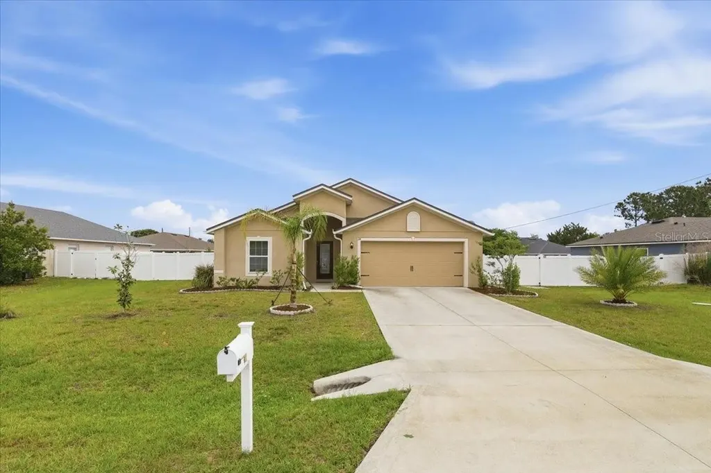 24 Bud Field Drive Palm Coast FL 32137
