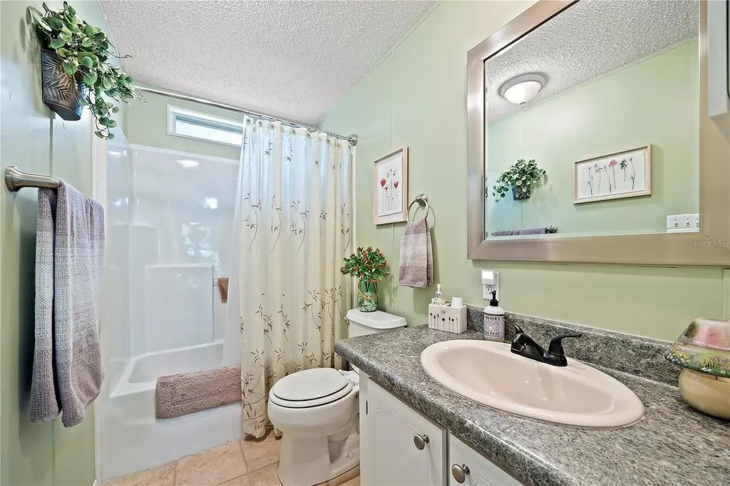 159 SW 70th Avenue Bell FL 32619