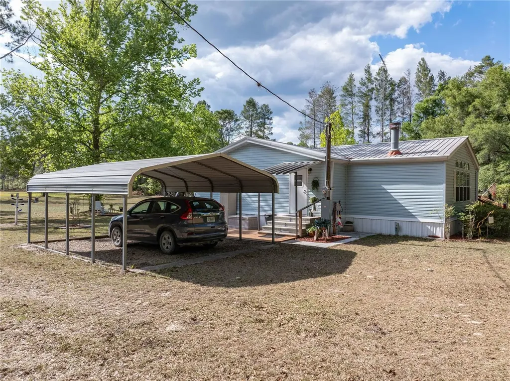159 SW 70th Avenue Bell FL 32619