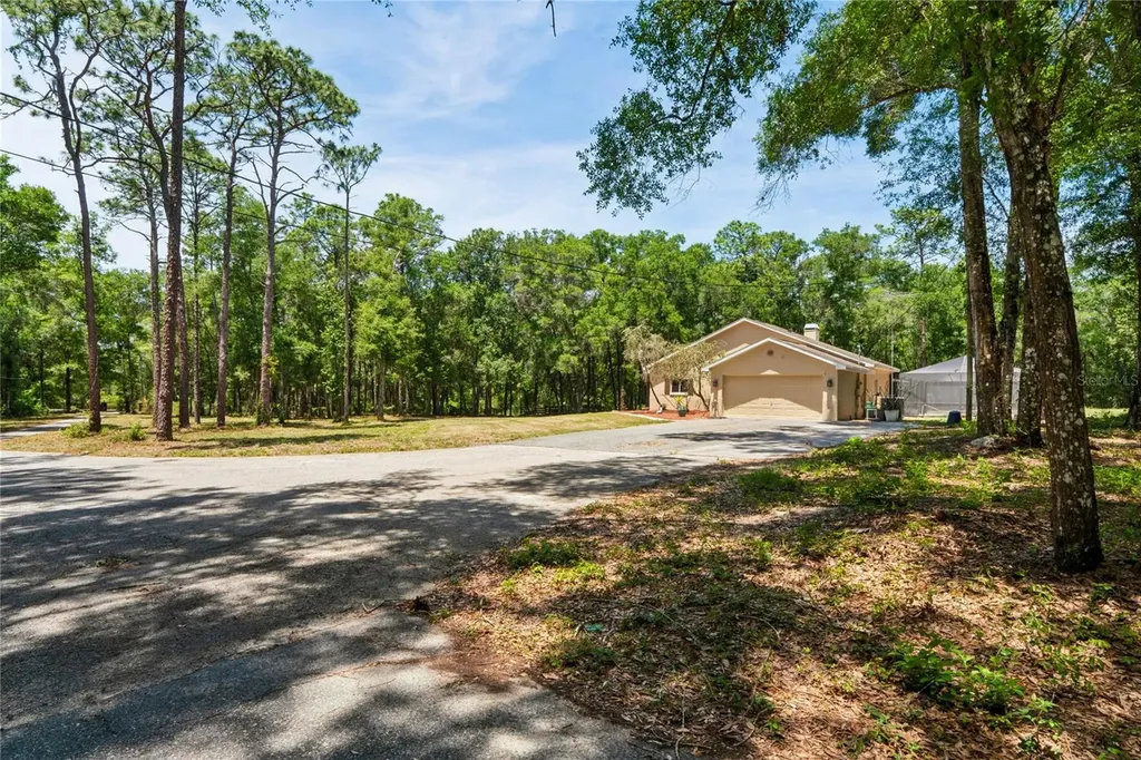 16225 Bonzai Trail Brooksville FL 34613
