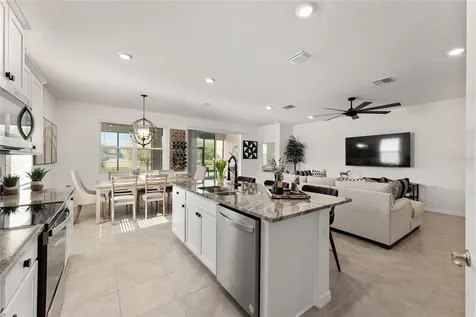 4932 NW 39th Loop Ocala FL 34482