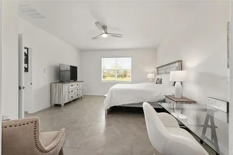 4932 NW 39th Loop Ocala FL 34482