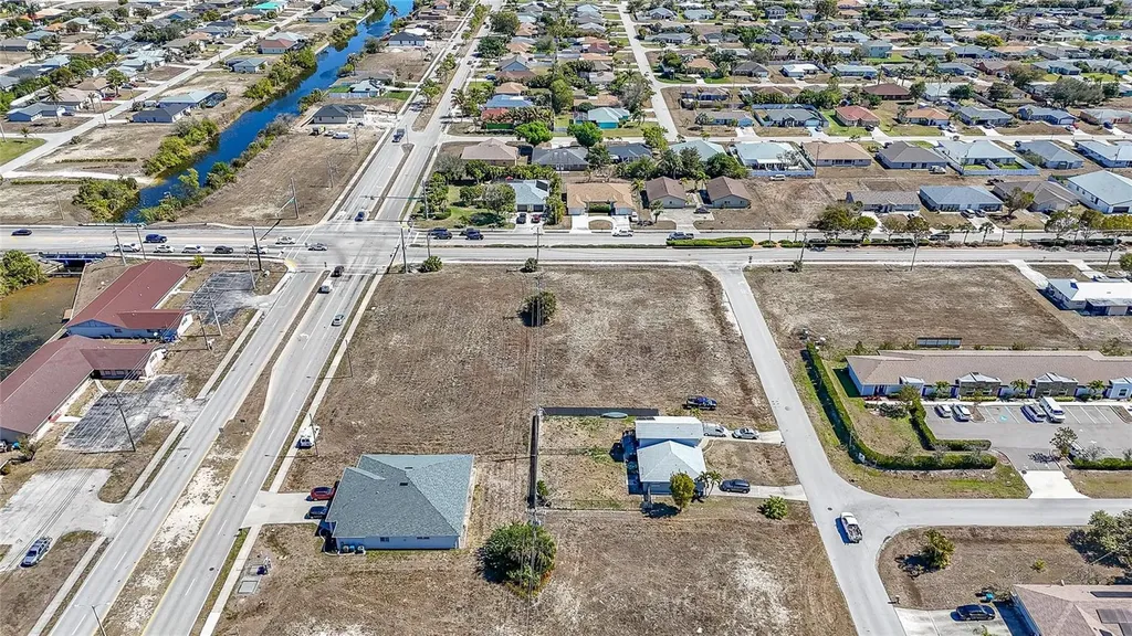 804 Gleason Parkway Cape Coral FL 33914