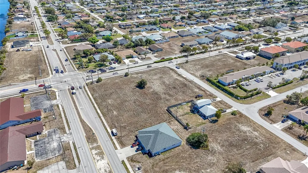 804 Gleason Parkway Cape Coral FL 33914