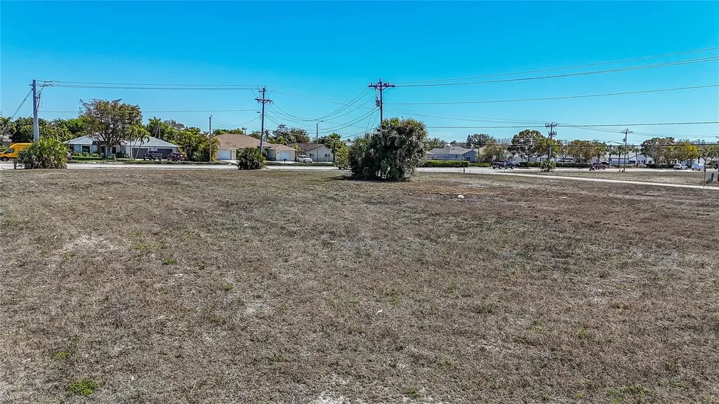 804 Gleason Parkway Cape Coral FL 33914