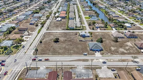 804 Gleason Parkway Cape Coral FL 33914