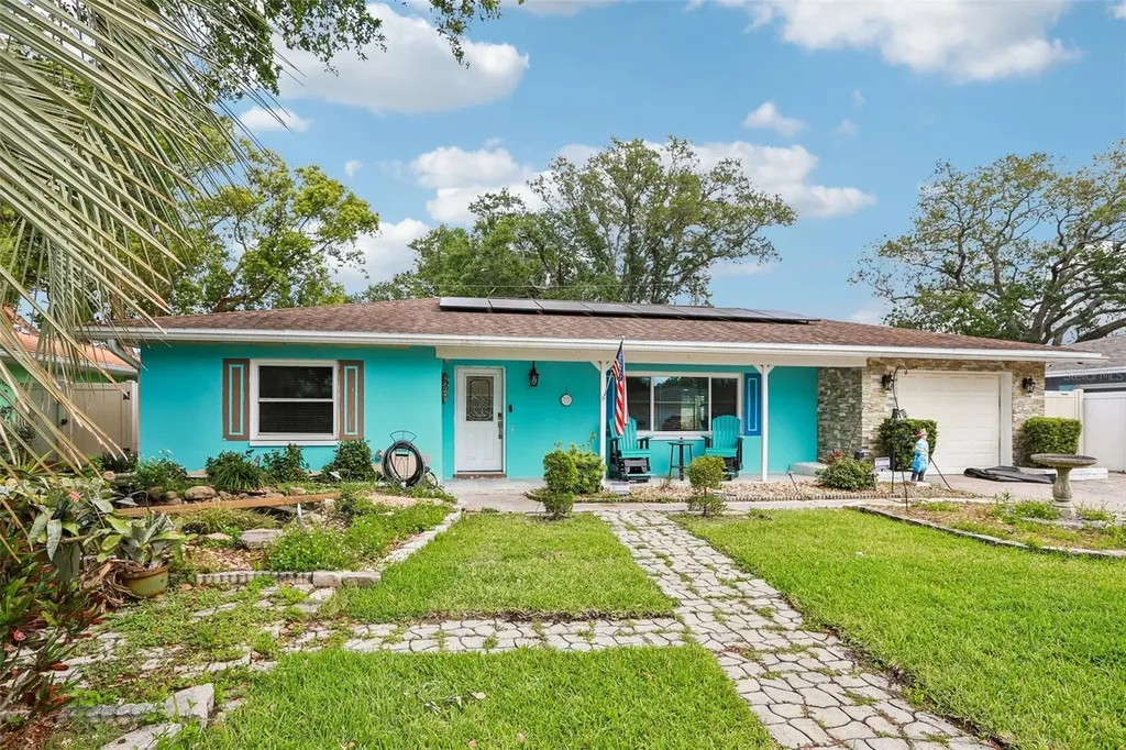 657 Marjon Avenue Dunedin FL 34698