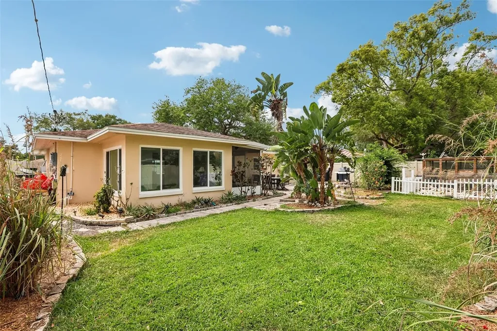 657 Marjon Avenue Dunedin FL 34698