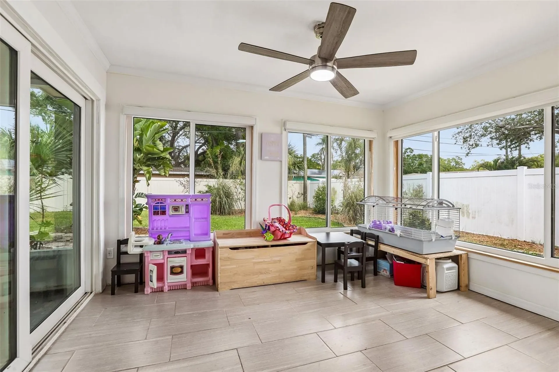 657 Marjon Avenue Dunedin FL 34698