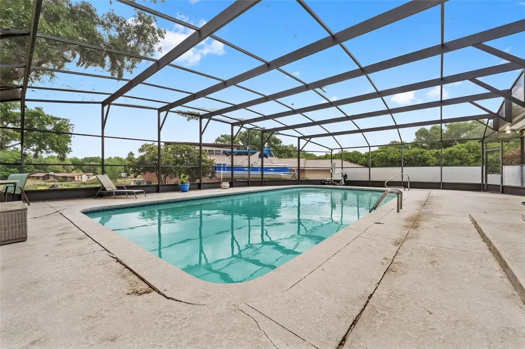 33651 Overton Drive Leesburg FL 34788