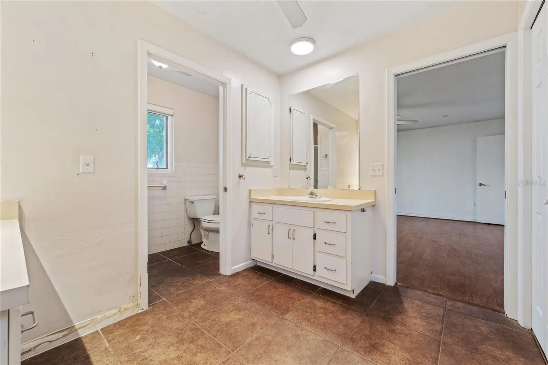 33651 Overton Drive Leesburg FL 34788