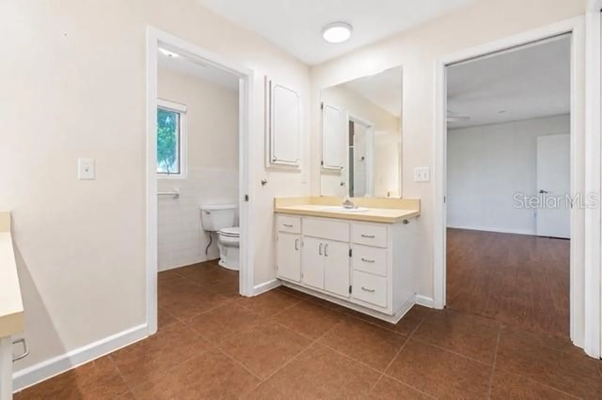 33651 Overton Drive Leesburg FL 34788