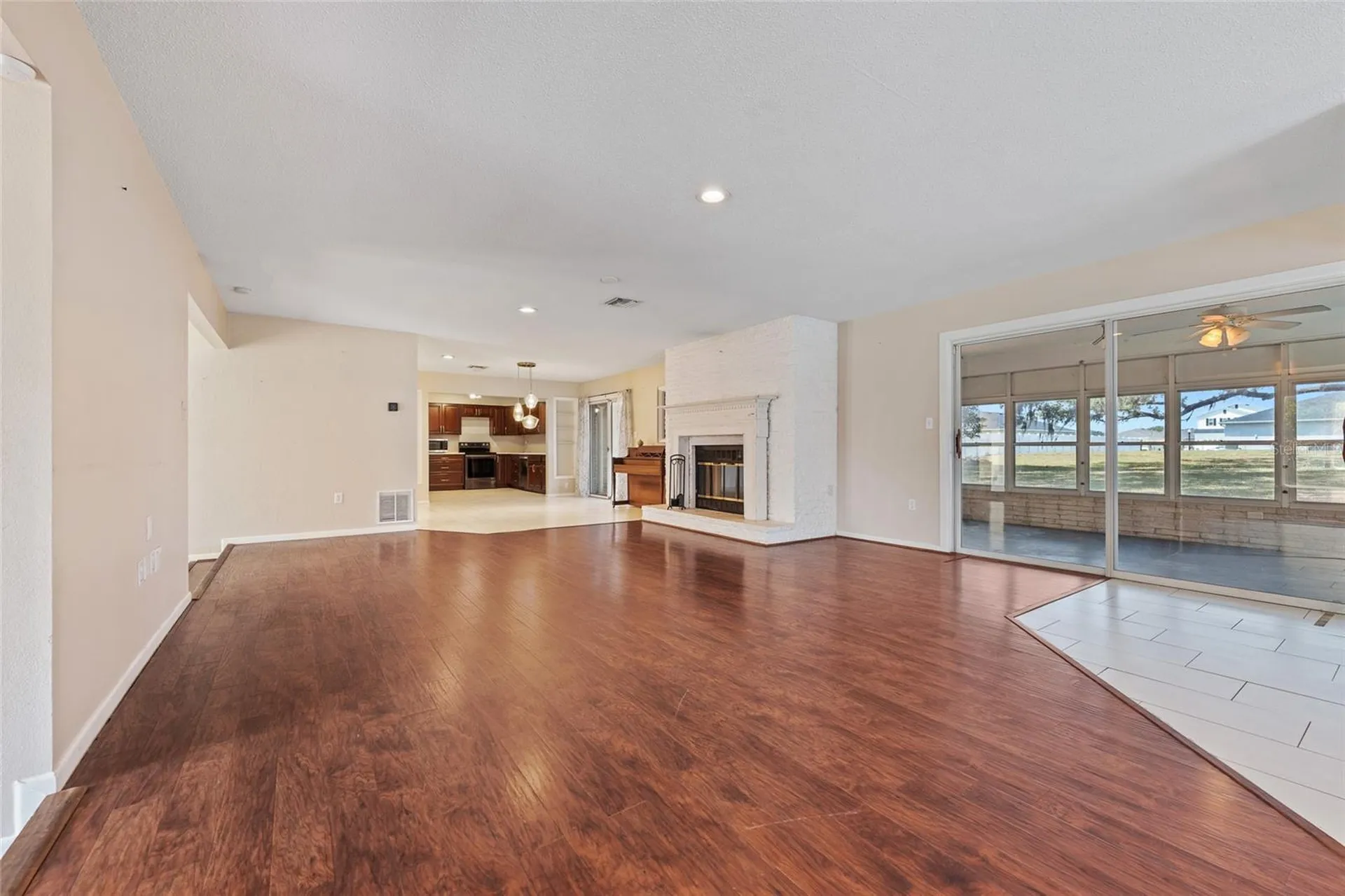 33651 Overton Drive Leesburg FL 34788