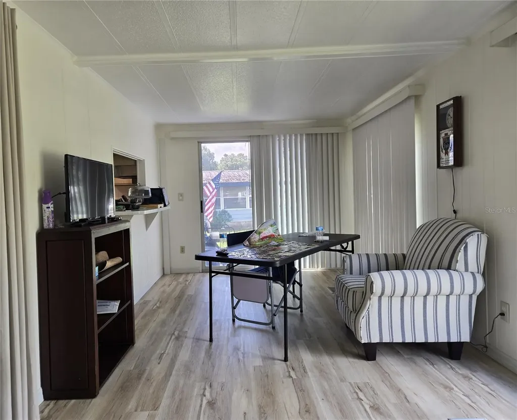 2011 Oak Grove Drive Zellwood FL 32798