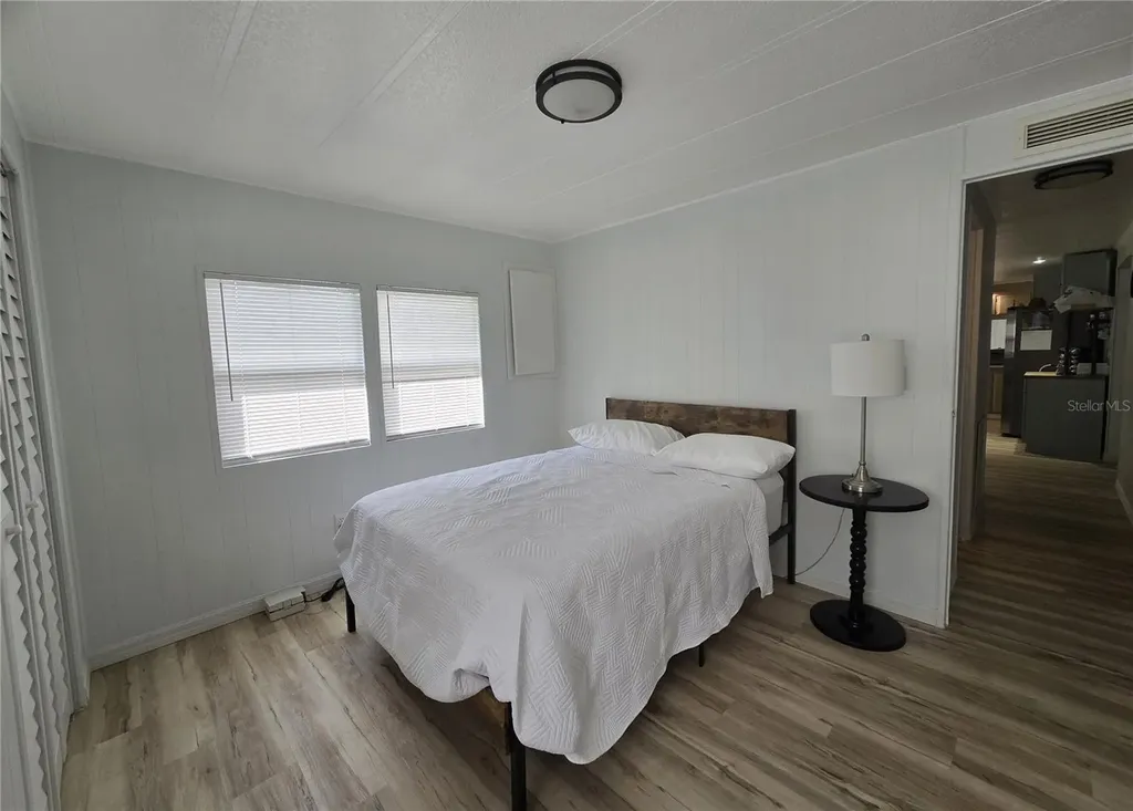2011 Oak Grove Drive Zellwood FL 32798