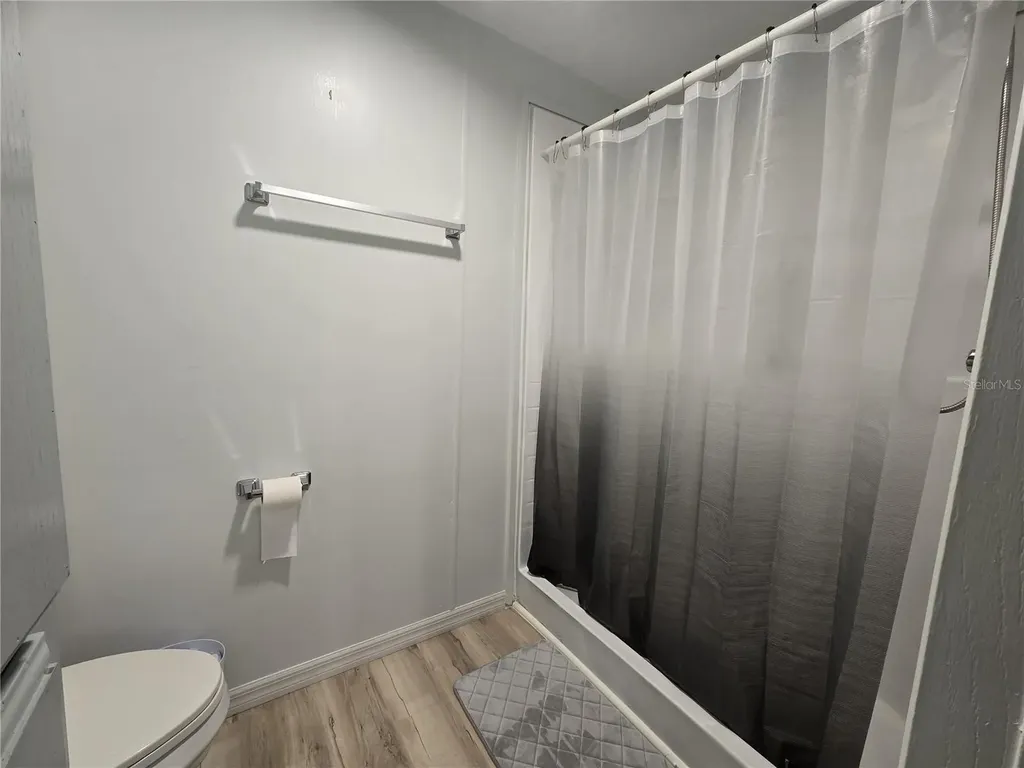 2011 Oak Grove Drive Zellwood FL 32798