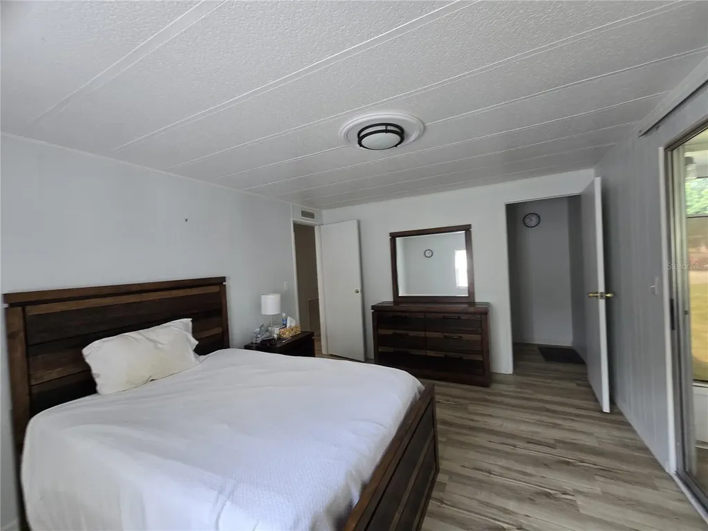 2011 Oak Grove Drive Zellwood FL 32798
