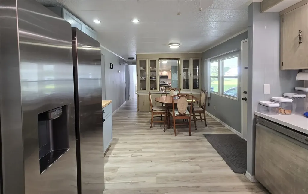 2011 Oak Grove Drive Zellwood FL 32798