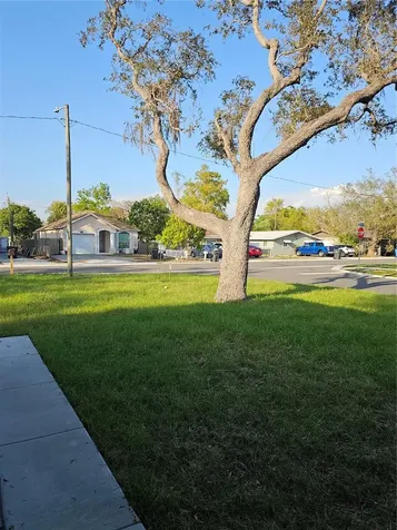 4502 42nd Avenue N St Petersburg FL 33714