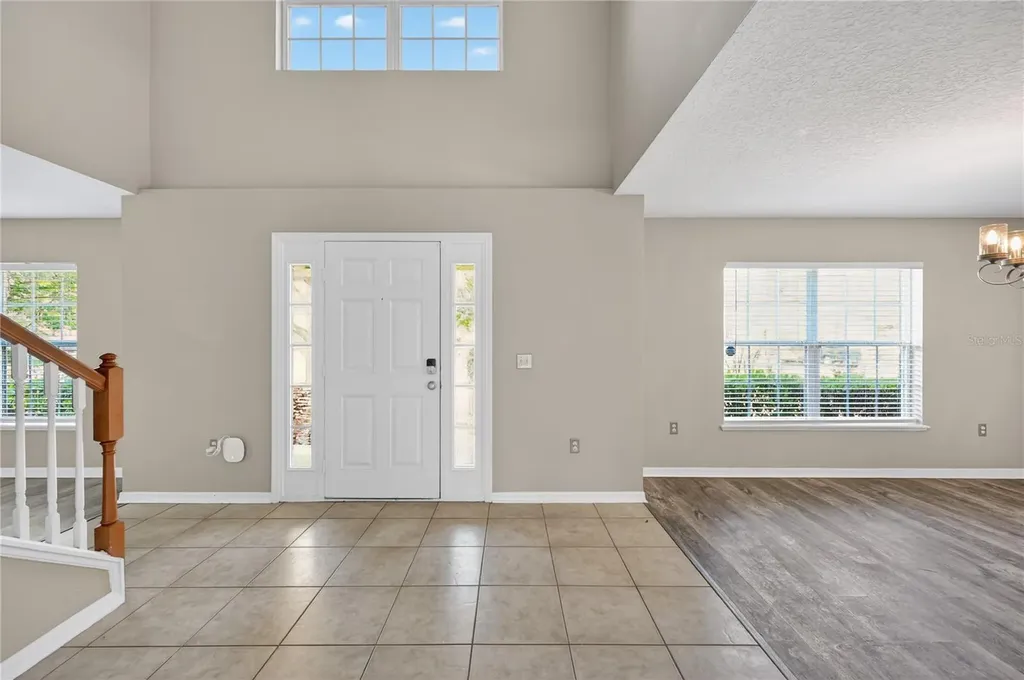 15536 Merlin Avenue Mascotte FL 34753