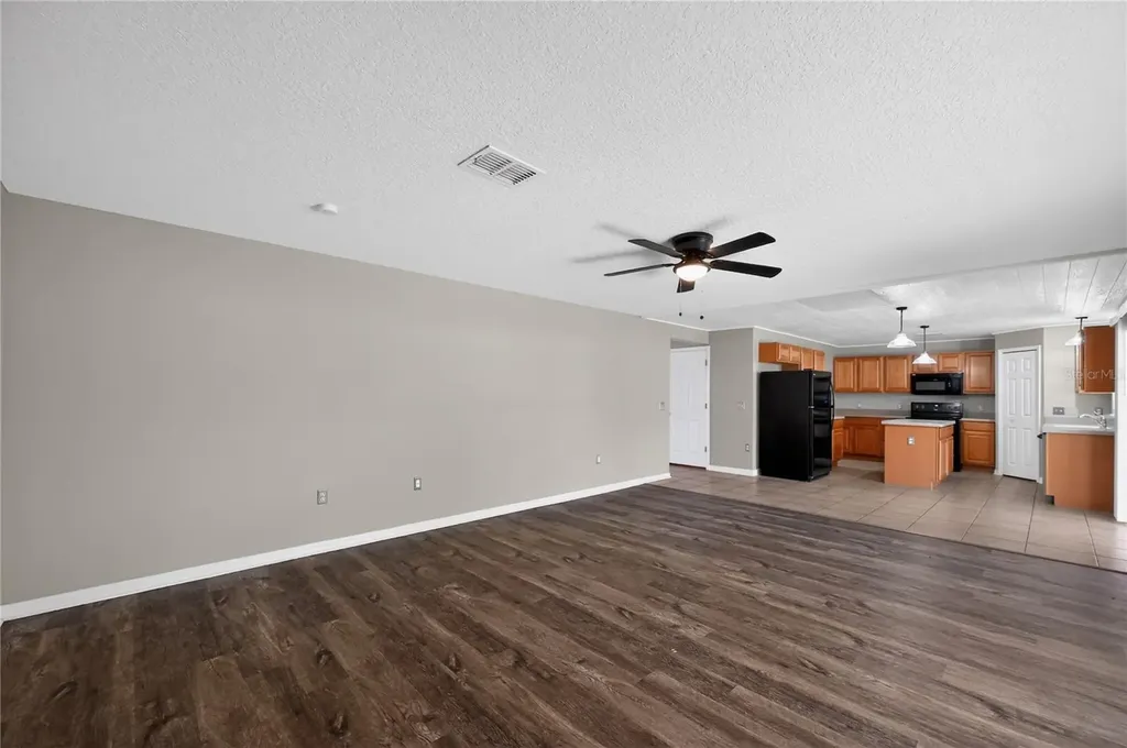 15536 Merlin Avenue Mascotte FL 34753