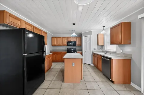 15536 Merlin Avenue Mascotte FL 34753