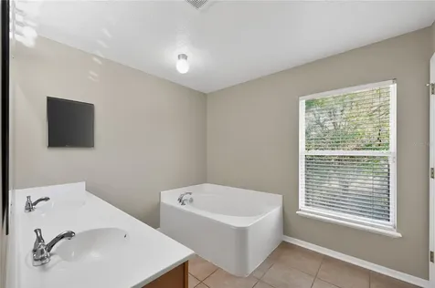 15536 Merlin Avenue Mascotte FL 34753
