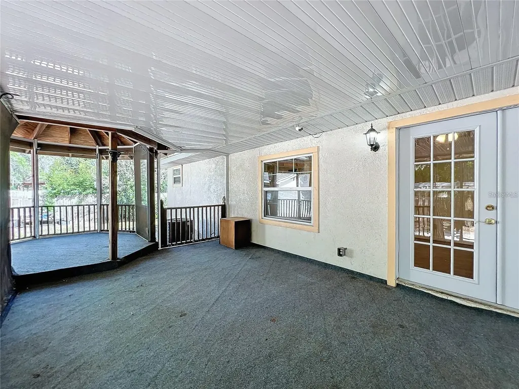 25 E Chesley Avenue Eustis FL 32726