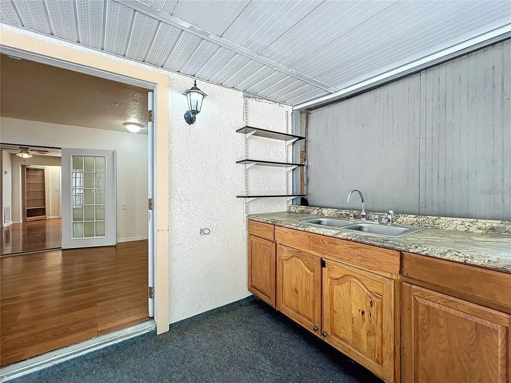 25 E Chesley Avenue Eustis FL 32726