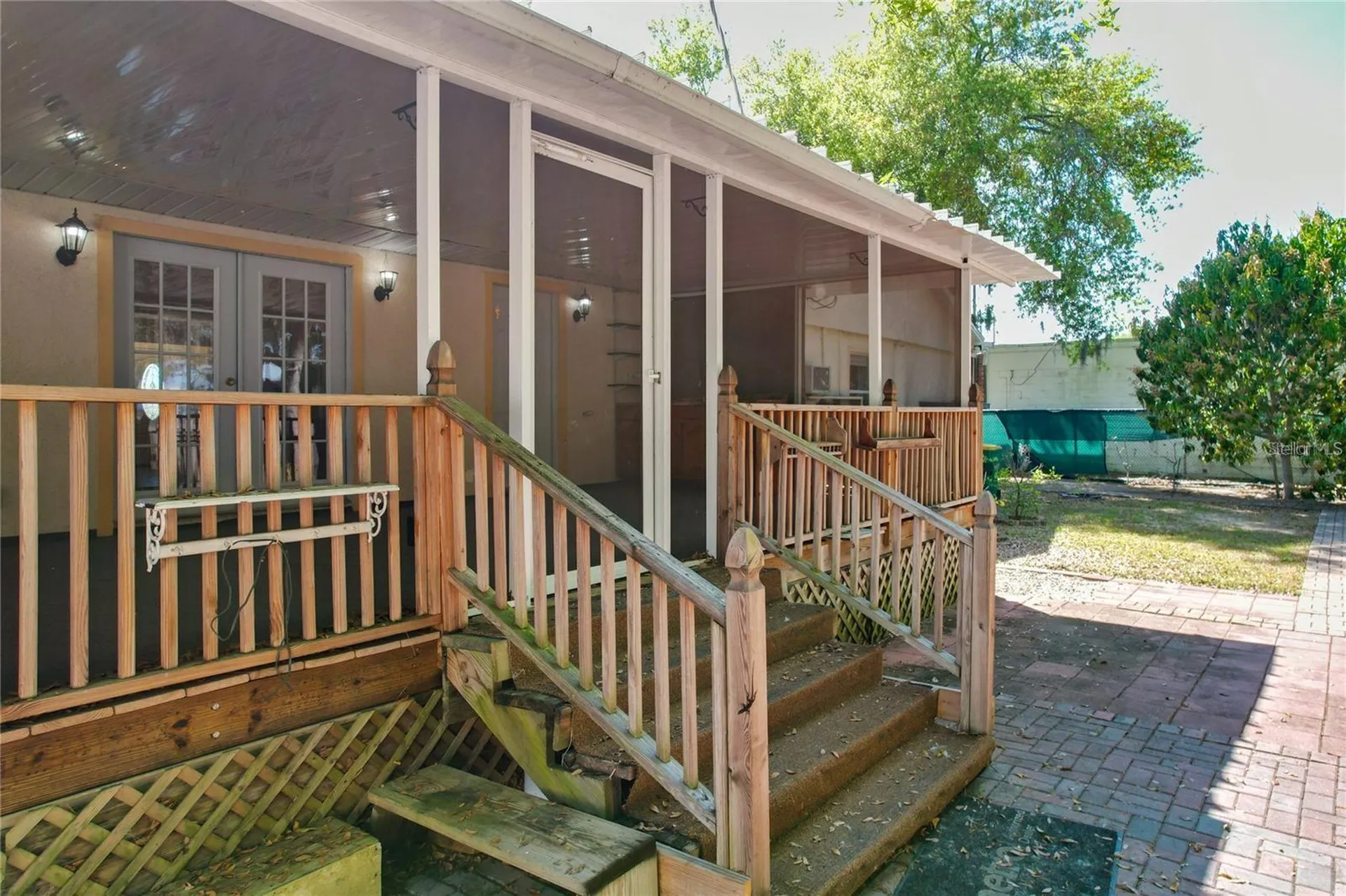 25 E Chesley Avenue Eustis FL 32726