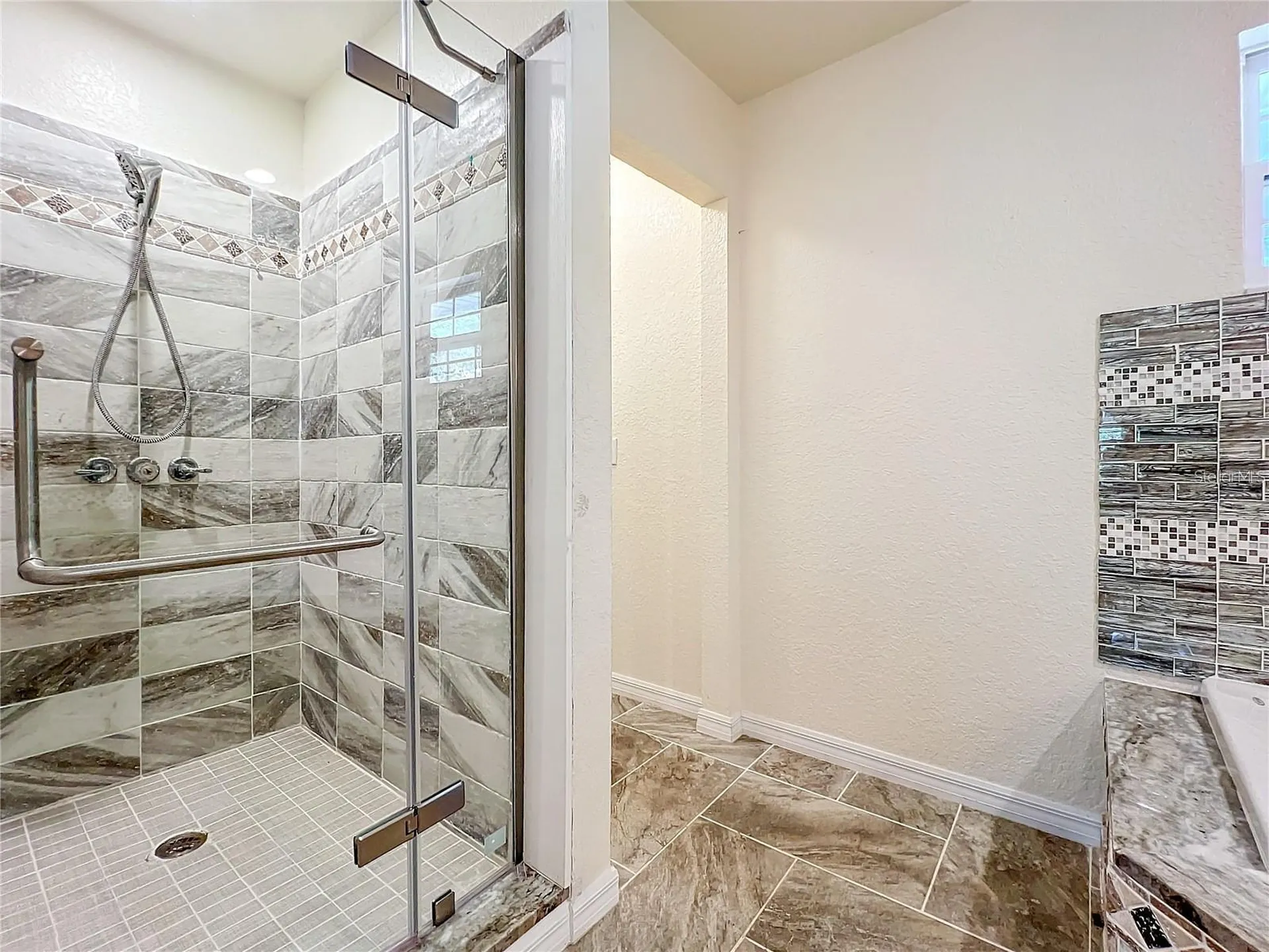 25 E Chesley Avenue Eustis FL 32726