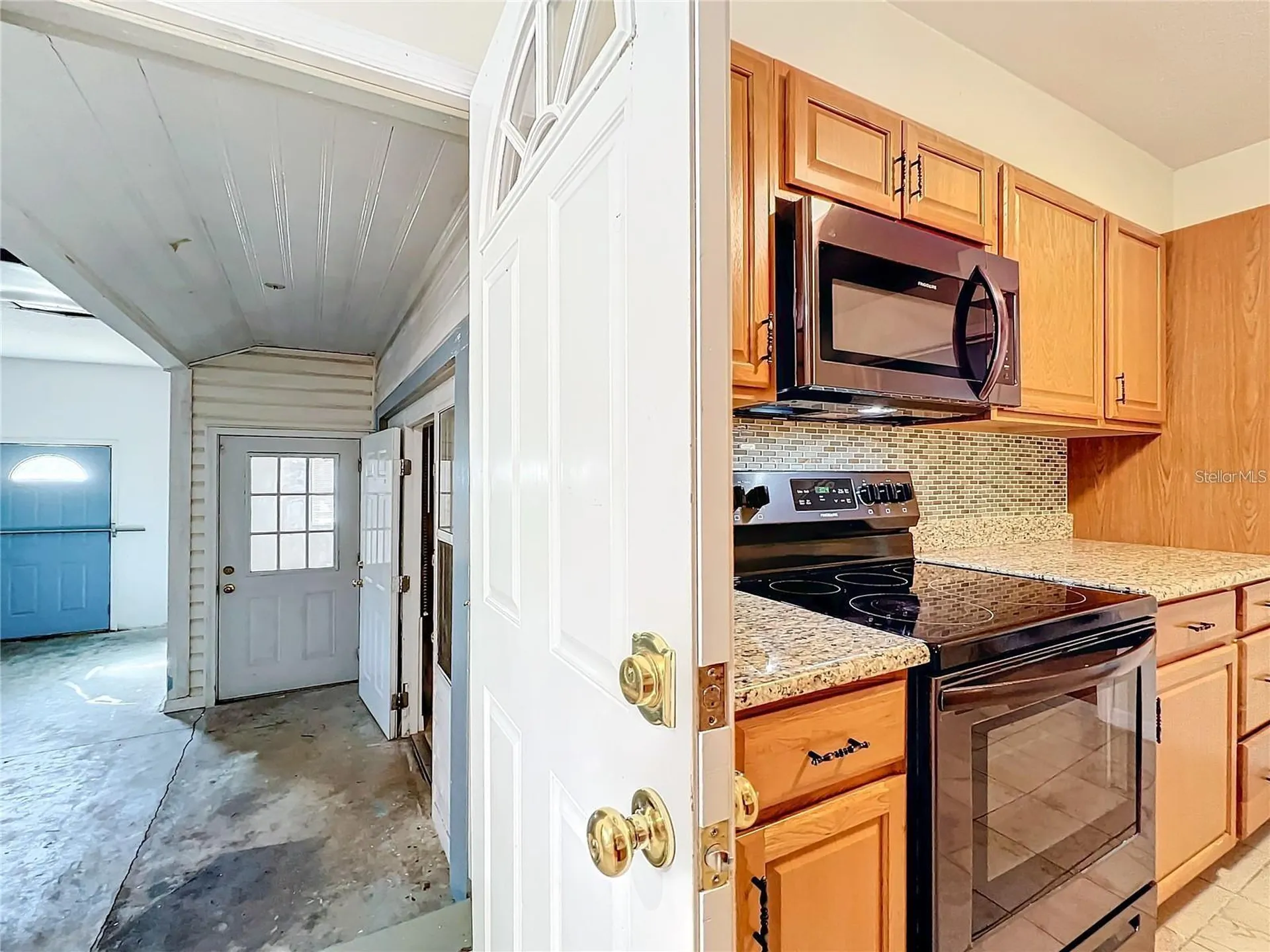 25 E Chesley Avenue Eustis FL 32726
