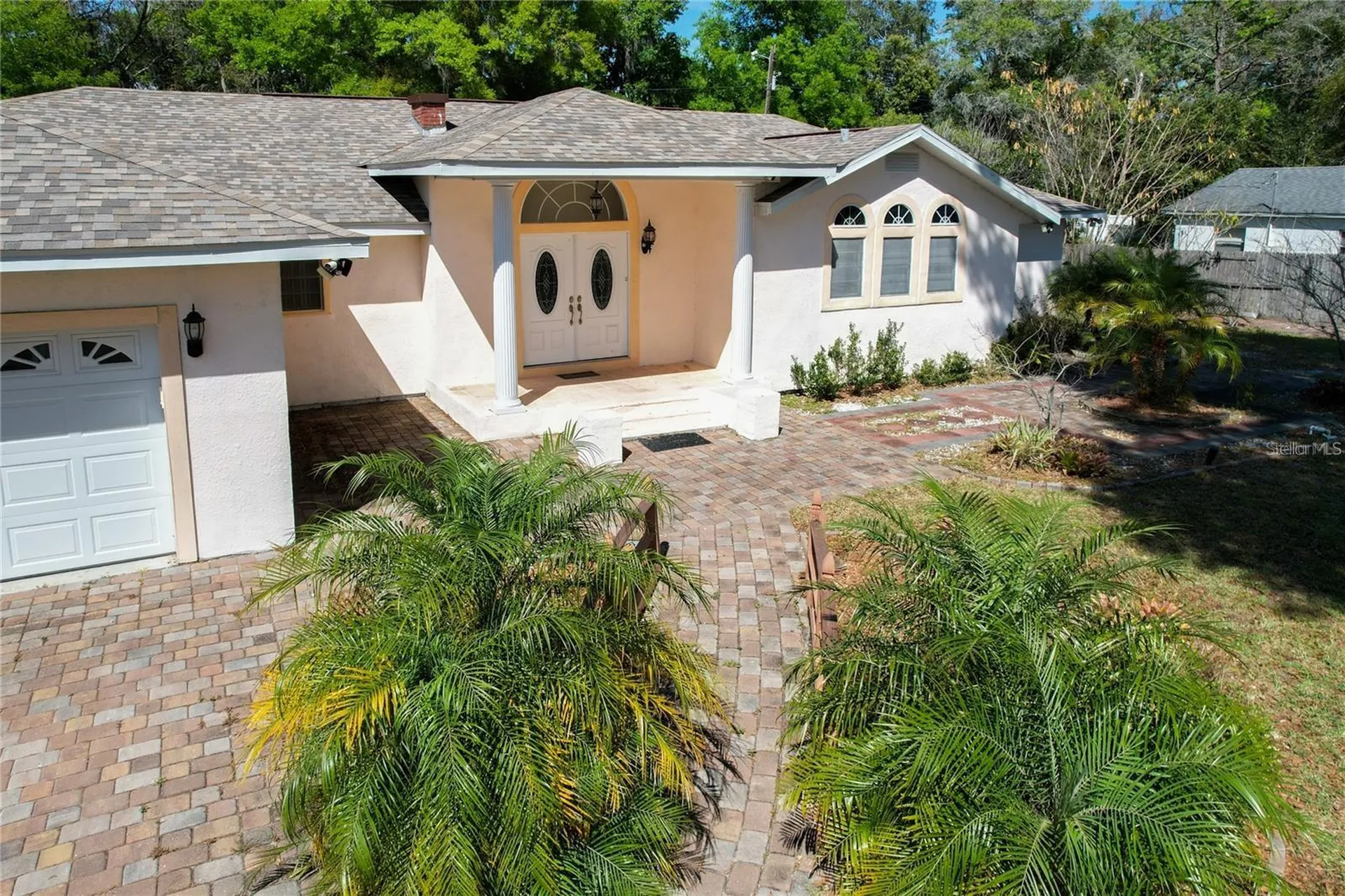 25 E Chesley Avenue Eustis FL 32726
