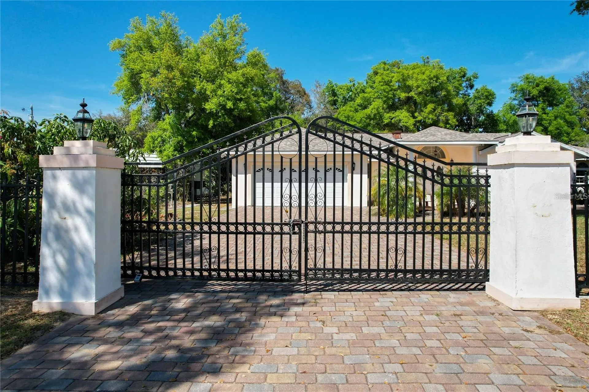 25 E Chesley Avenue Eustis FL 32726
