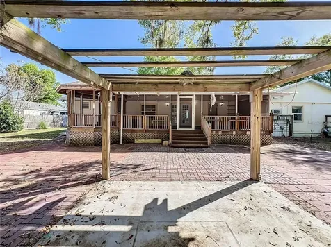 25 E Chesley Avenue Eustis FL 32726