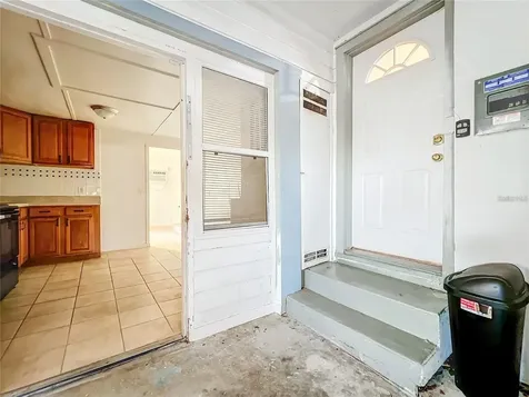 25 E Chesley Avenue Eustis FL 32726