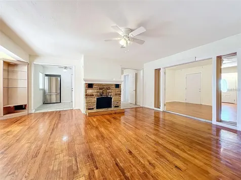 25 E Chesley Avenue Eustis FL 32726