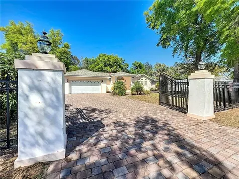25 E Chesley Avenue Eustis FL 32726