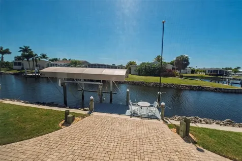 48 Amsterdam Avenue Punta Gorda FL 33950