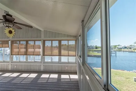 48 Amsterdam Avenue Punta Gorda FL 33950