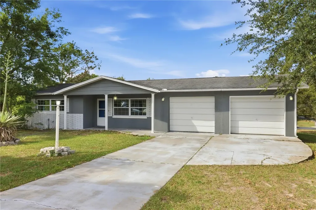 38 Regina Boulevard Beverly Hills FL 34465
