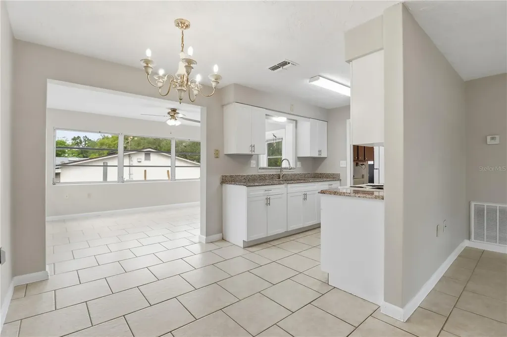 38 Regina Boulevard Beverly Hills FL 34465