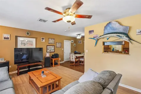 10713 59th Avenue Seminole FL 33772