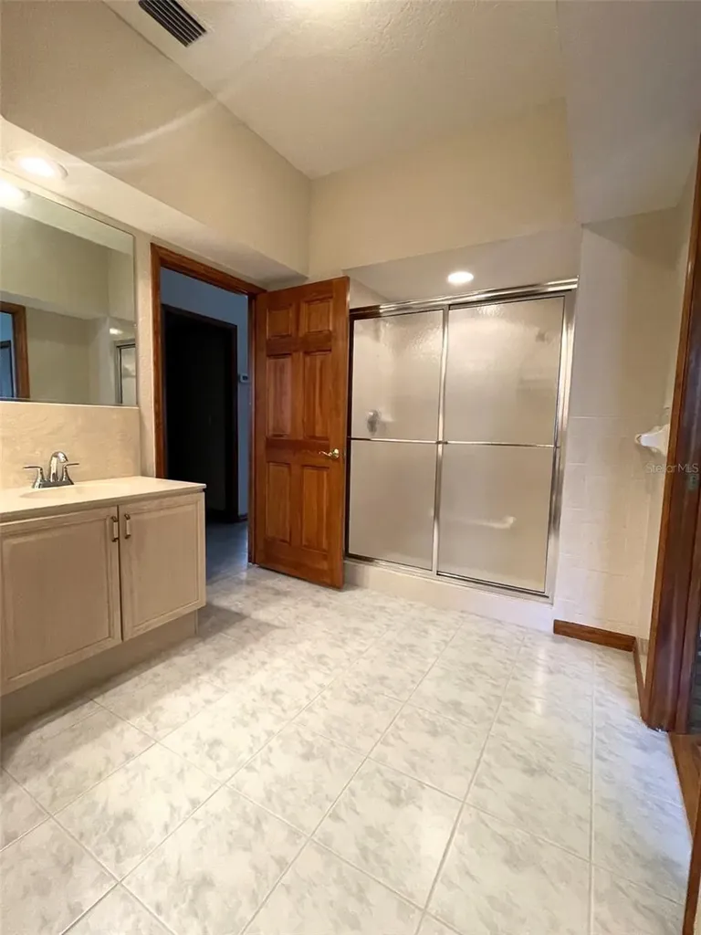 2784 Alexander Drive Clearwater FL 33763