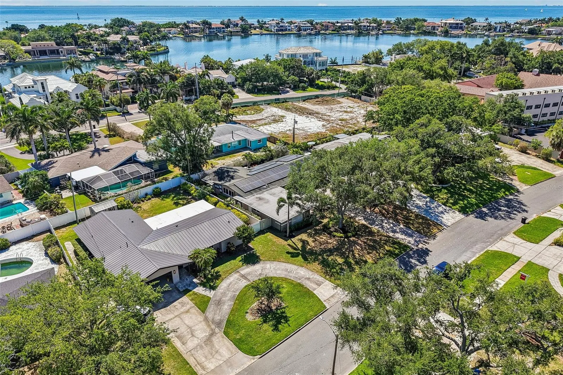 861 Rafael Boulevard NE St Petersburg FL 33704