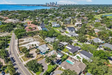 861 Rafael Boulevard NE St Petersburg FL 33704