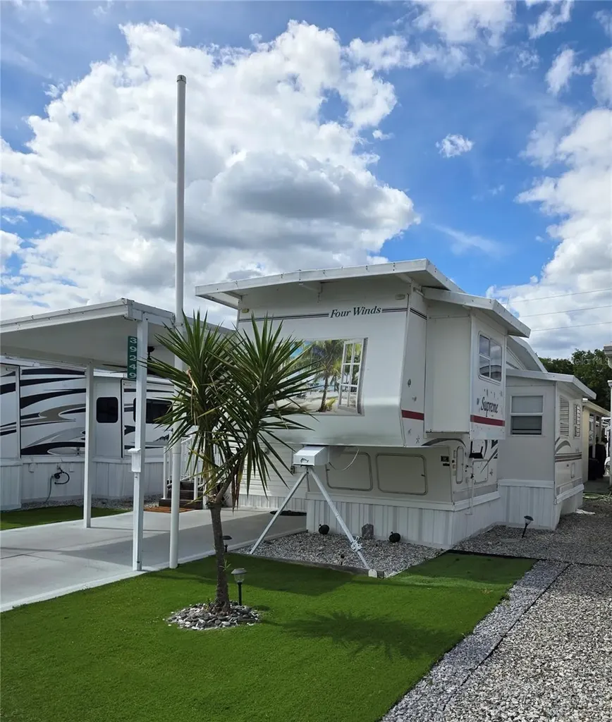 39249 Nanian Drive Zephyrhills FL 33542