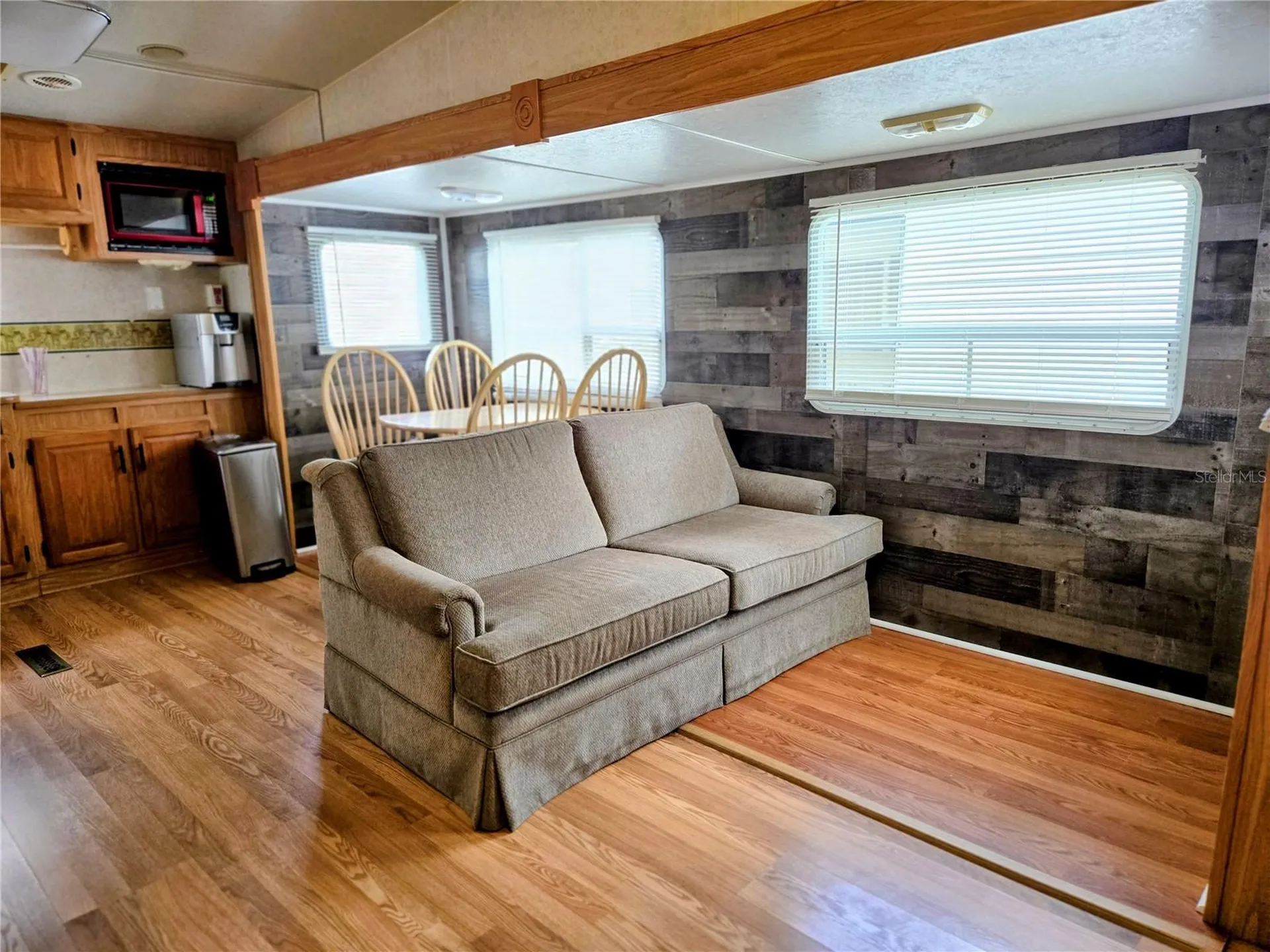 39249 Nanian Drive Zephyrhills FL 33542