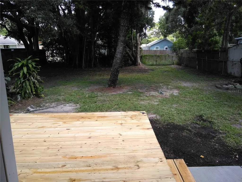 910 9th Avenue SW Largo FL 33770