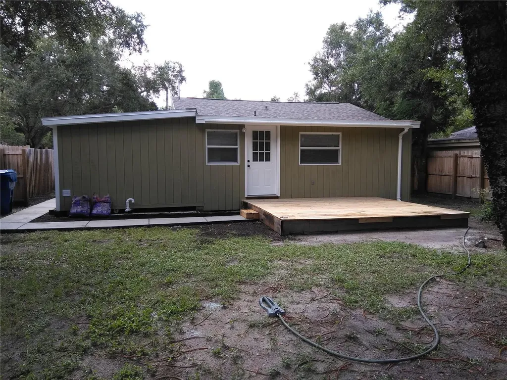 910 9th Avenue SW Largo FL 33770